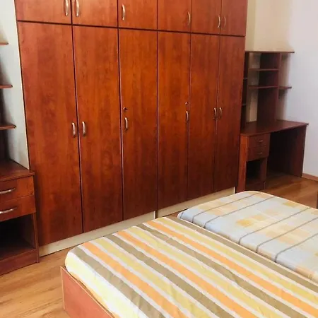 Spacious 2br Near Ano Poli With 2 Balconies * سالونيك