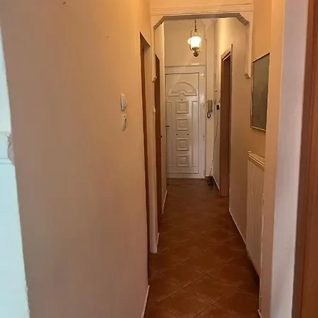 Spacious 2br Near Ano Poli With 2 Balconies סלוניקי