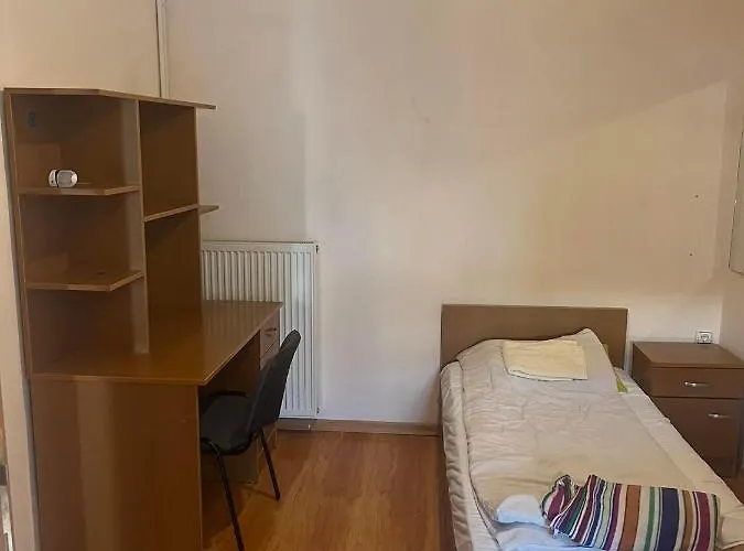Two Bedroom In The Old Town Appartamento
