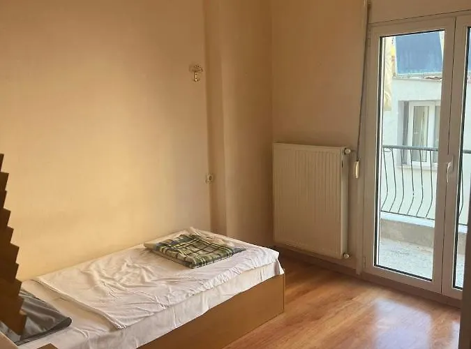 Two Bedroom In The Old Town Appartamento